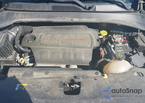 2018 Jeep Compass Latitude 4X4 из США, поврежденный, VIN 3C4NJDBBXJT256028